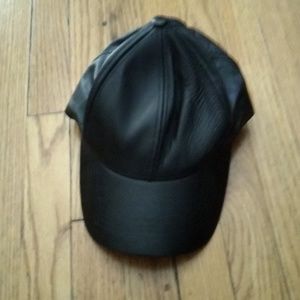 Mens Black Cap